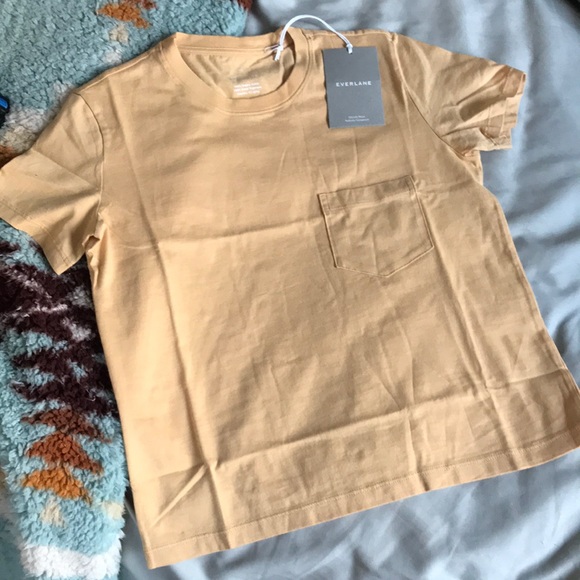 NEW everlane tee - Picture 2 of 4